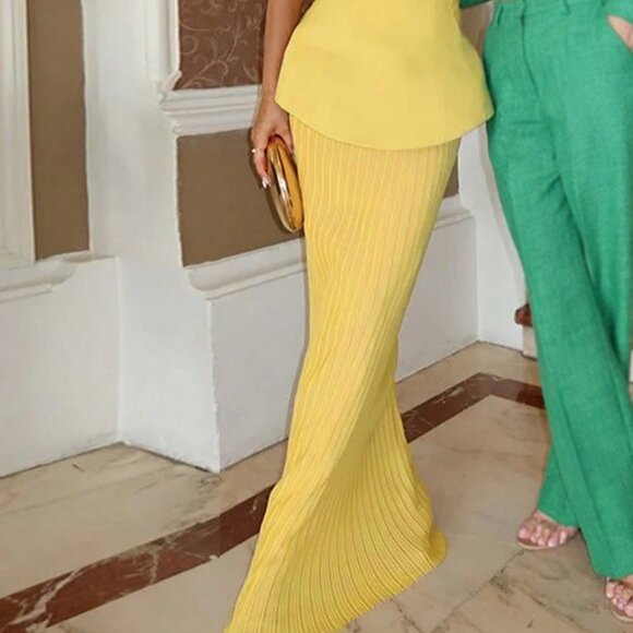 Yellow Elegant Women's Waist Cinching Strapless Top And Matching Skirt Set - Picture 5 of 5